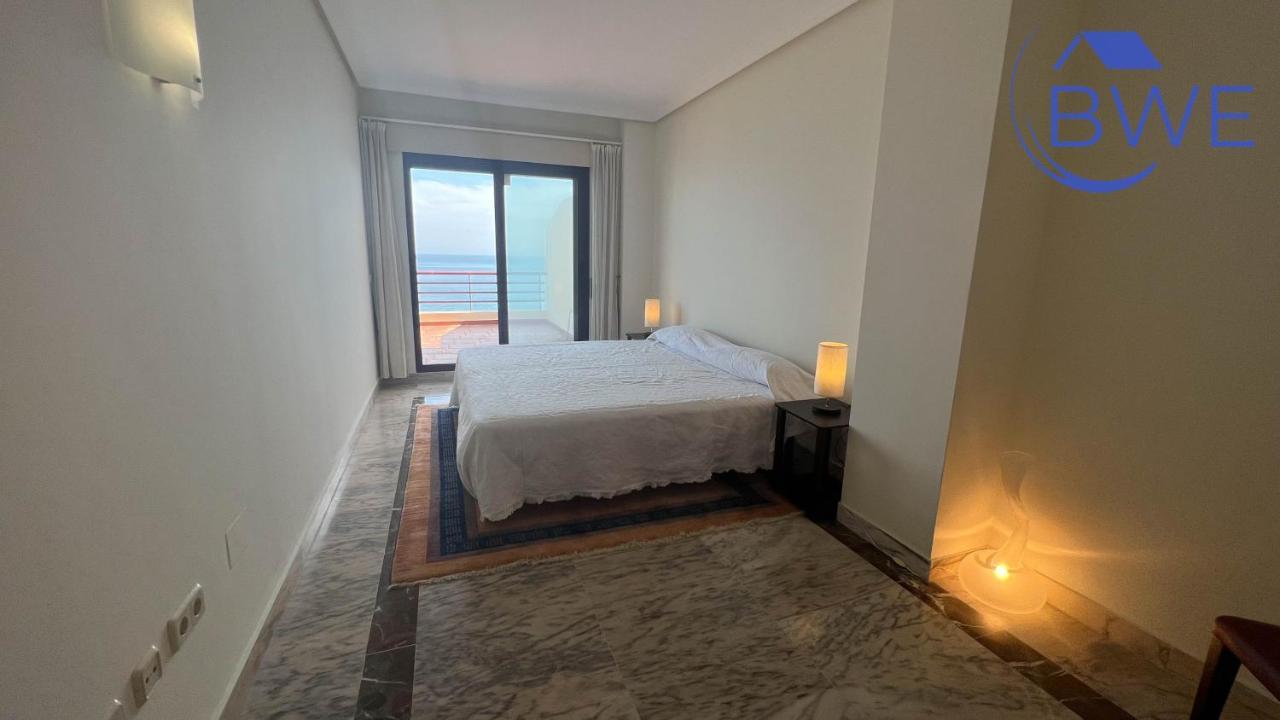 Impresionante Apto. En Primera Linea De Playa Appartement Benalmádena